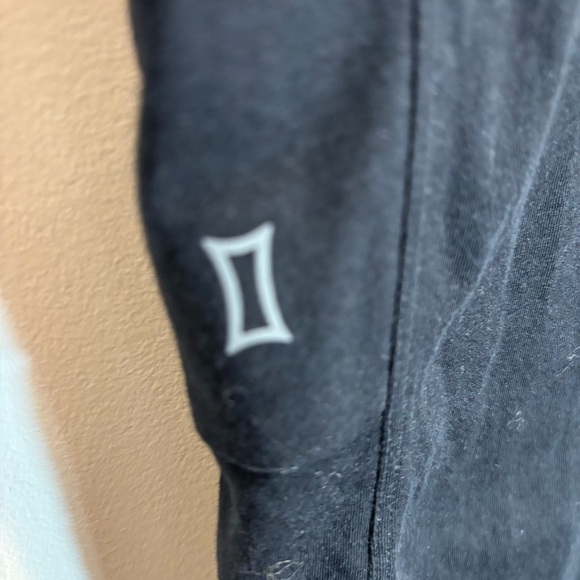 KIT and ACE Sz XS Back to Front Oversized V and Crew Neck Side Pockets Dress - Picture 10 of 14